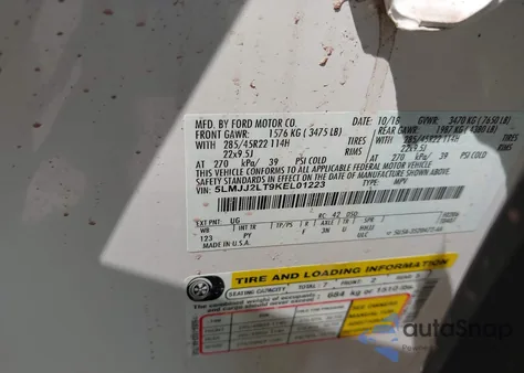 2019 Lincoln Navigator Reserve z USA, uszkodzony, nr VIN 5LMJJ2LT9KEL01223